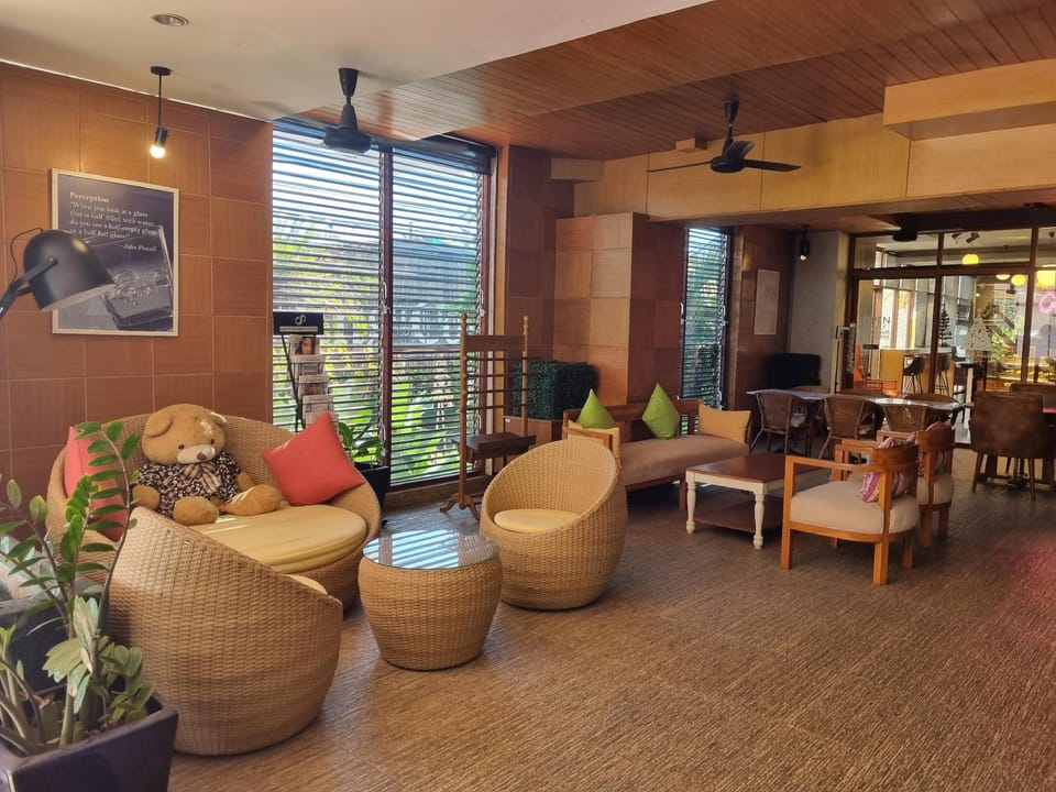 Crystal Jade Rayong Hotel Hotel in Rayong, Mueang Rayong District, Rayong, Thailand