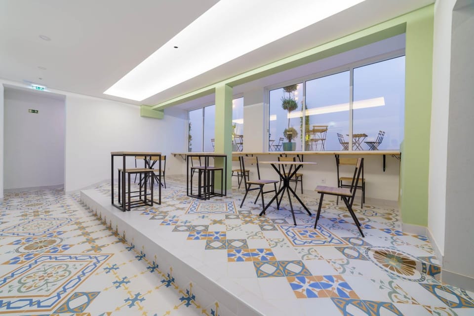 Atlantic Bliss Hostel in Guia