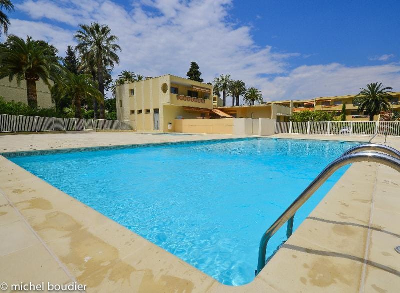 Vvf Villages Juan Les Pins Resort in Antibes