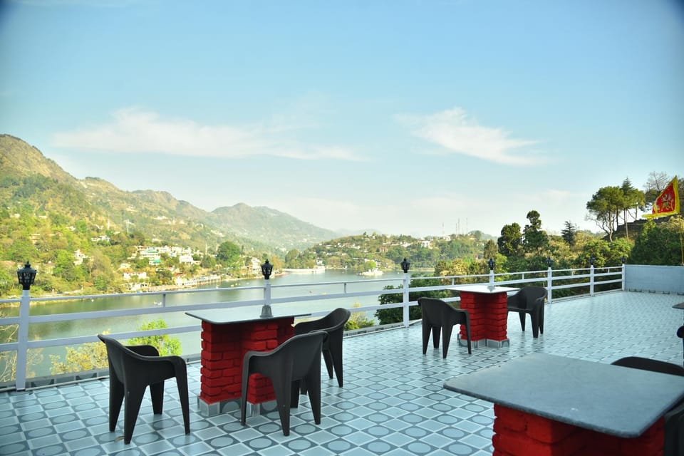 Hotel Lake Paradise Inn Hotel in Uttarakhand
