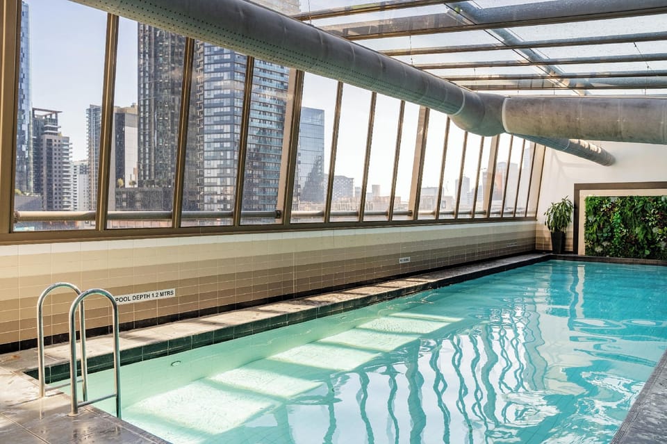 Mega Style Apartments Epic Hotel in Southbank