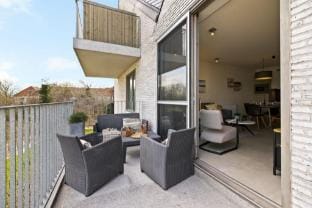 Apartment with natural swimming pool Hotel in Middelkerke