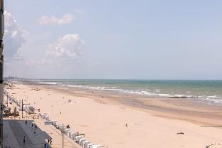 Apartment with stunning sea view in Middelkerke Hotel in Middelkerke