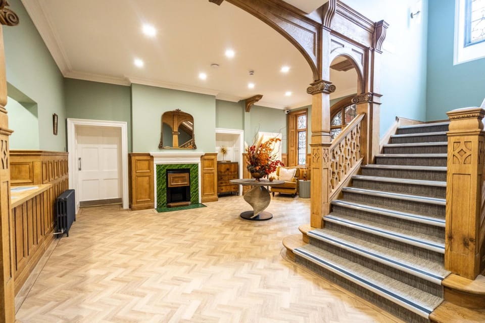 Old Abbey House Hotel in South Oxfordshire District