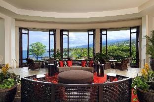Sheraton Kona Resort & Spa at Keauhou Bay Hotel in South Kona