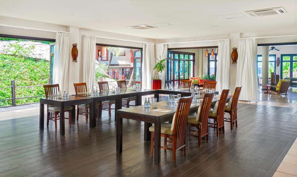 DoubleTree by Hilton Seychelles - Allamanda Resort & Spa Hotel in Africa