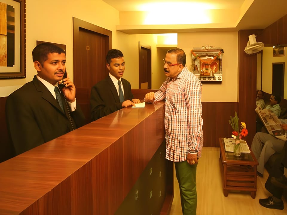 Hotel Ratna Palace Residency Hotel in Thane