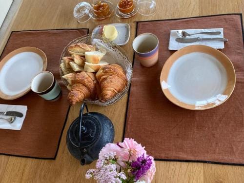 Les Herbes Flottantes Hotel in Normandy