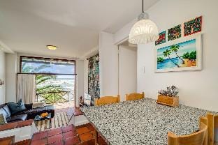 Camps Bay Holiday Apartment w Private Pool  CBT Palm Suite Hotel in Camps Bay