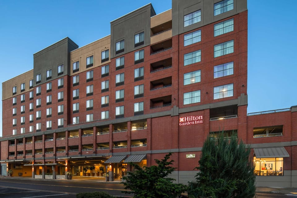 Hilton Garden Inn Tacoma Downtown Hotel in Tacoma