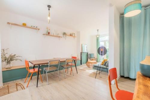 4 bedroom house with garden Hotel in Hauts-de-France