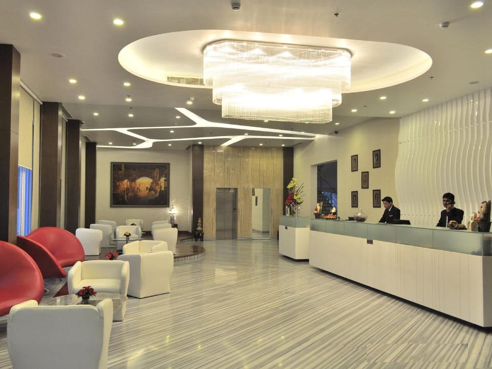 The Grand JBR Hotel Hotel in Lucknow