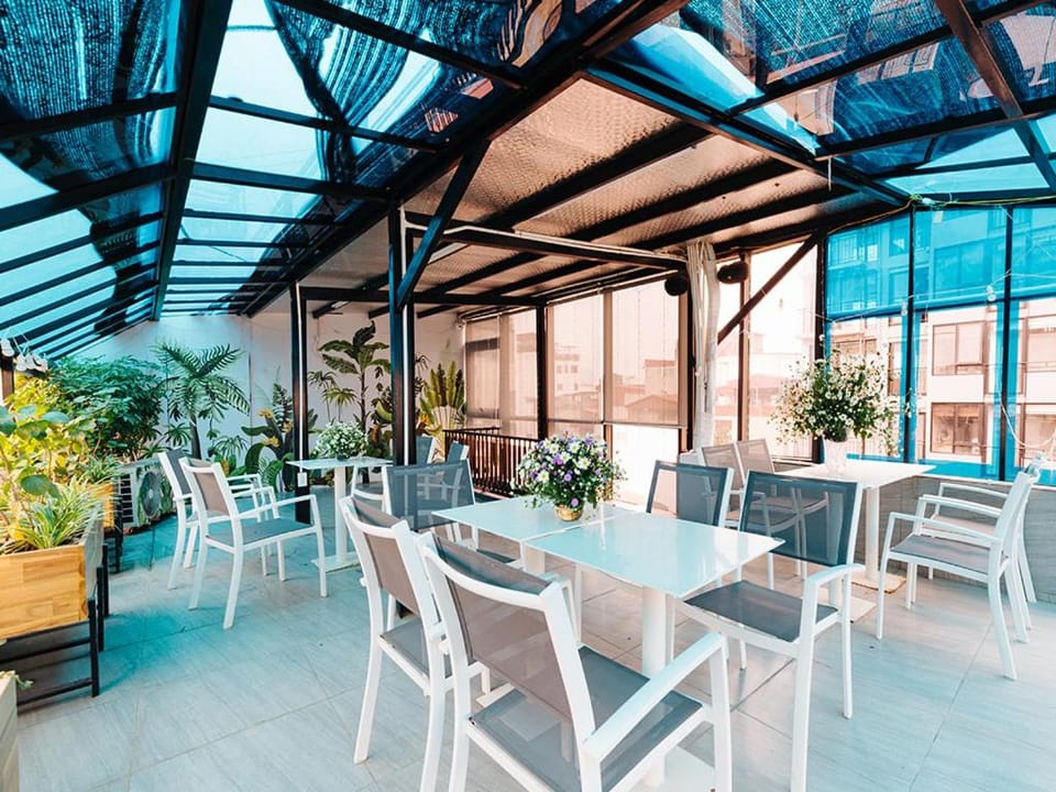Bar/lounge