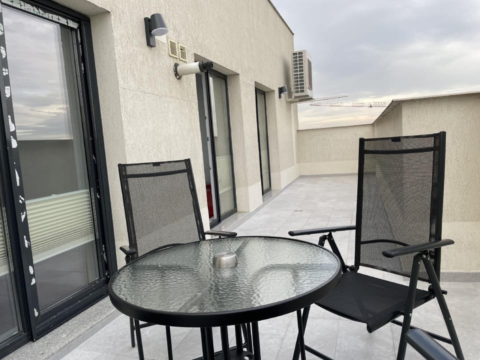 Unique Penthouse Lakeview W19 Hotel in Bucharest