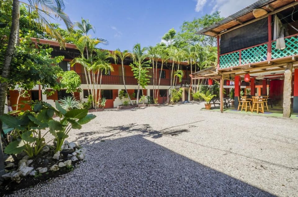 Blue Iguana Hotel in Samara