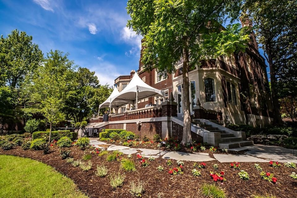 Harwelden Mansion Hotel in Tulsa