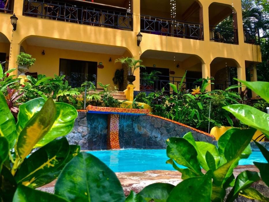 Mango Moon Villa Hotel in Quepos