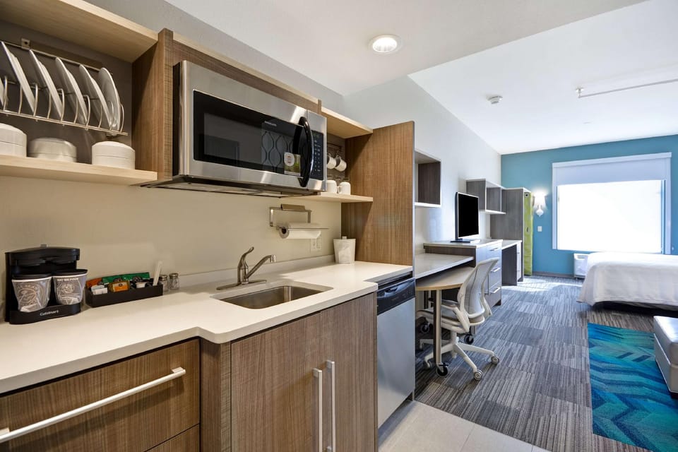 Home2 Suites by Hilton Perrysburg Levis Commons Toledo Hotel in Perrysburg
