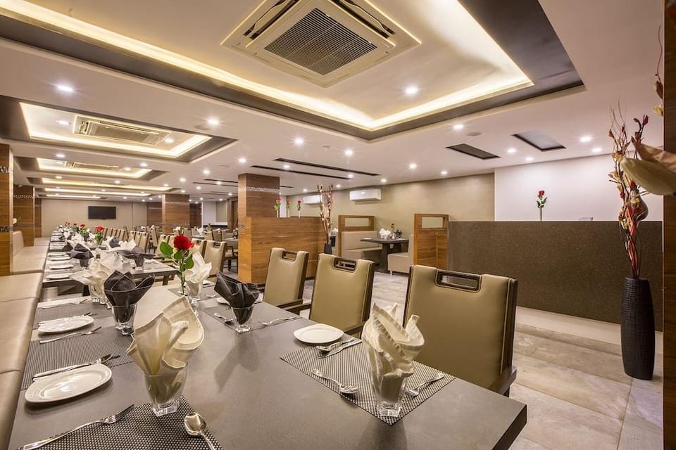 Hotel Prominent Coporate Residency Hotel in Gandhinagar