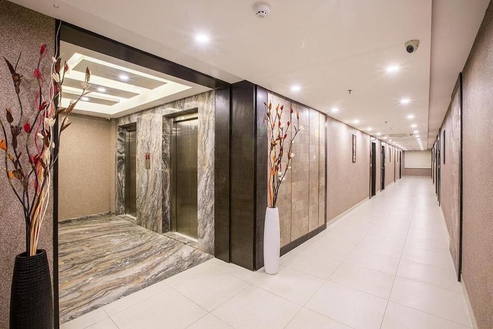 Hotel Prominent Coporate Residency Hotel in Gandhinagar