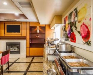 Comfort Inn and Suites Hotel in San Leandro