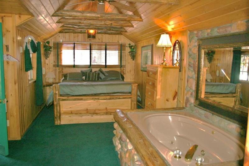 Black Forest Lodge Hotel in Big Bear