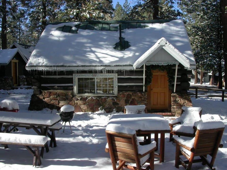 Black Forest Lodge Hotel in Big Bear
