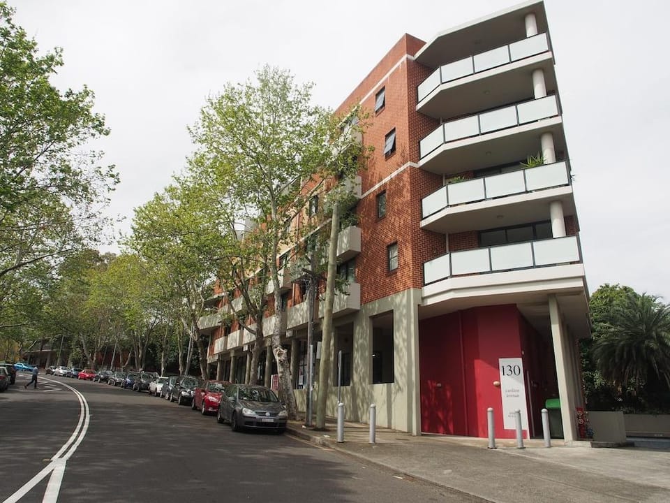 Atelier Serviced Apartments Hotel in Sydney
