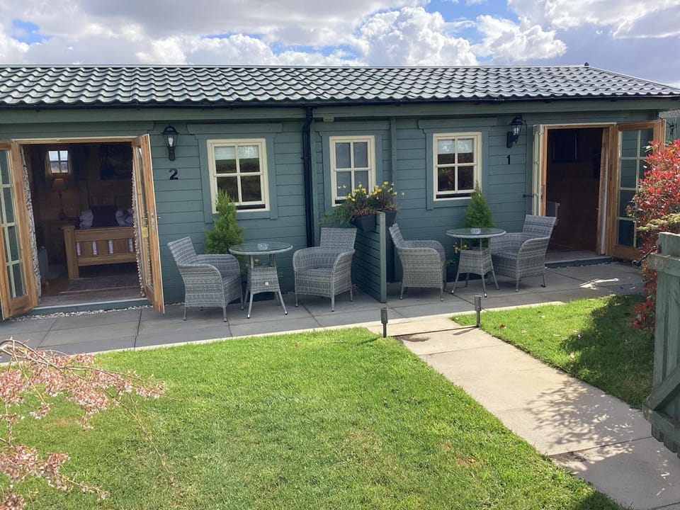 Auchenlea lodges Lodge in Glasgow