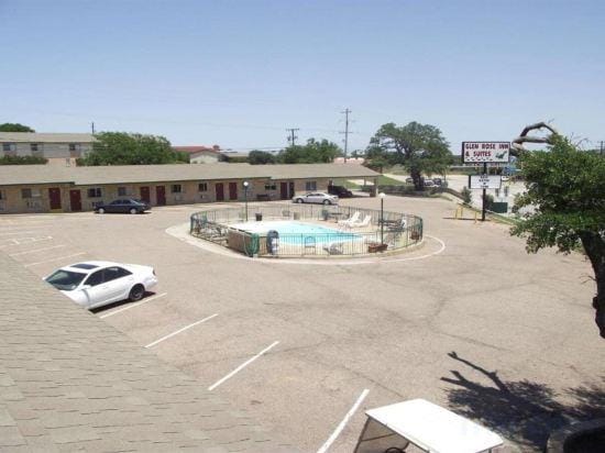 Glen Rose Inn and Suites Hotel in Glen Rose