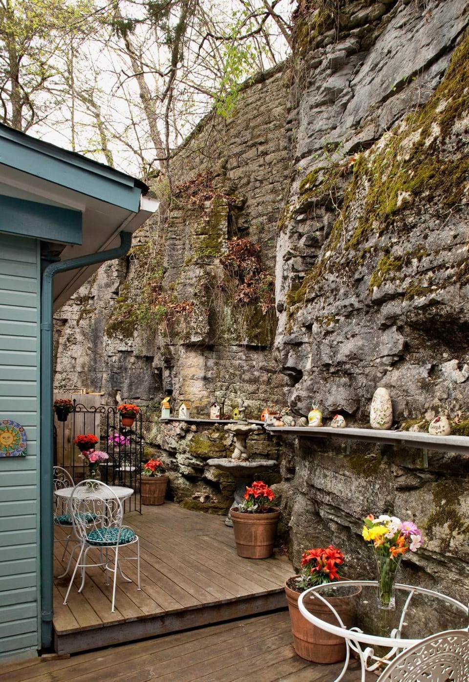 Cliff Cottage Inn, Downtown Bed & Breakfast Hotel in Eureka Springs