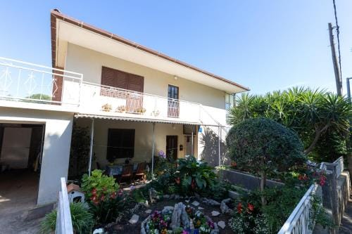 Rooms with a parking space Stari Grad, Hvar - 14831 Hotel in Stari Grad