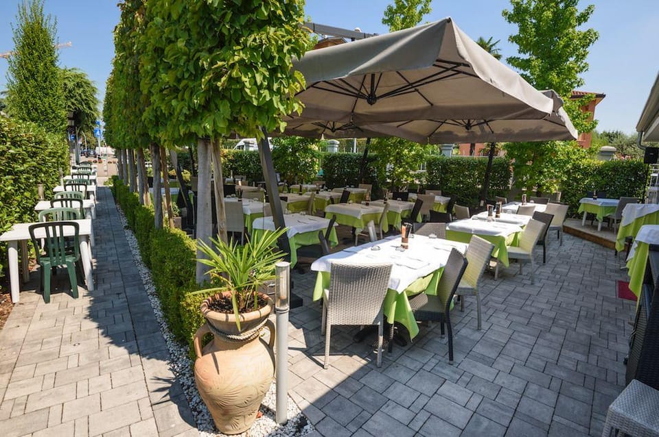 Alla Passeggiata Hotel in Lake Garda