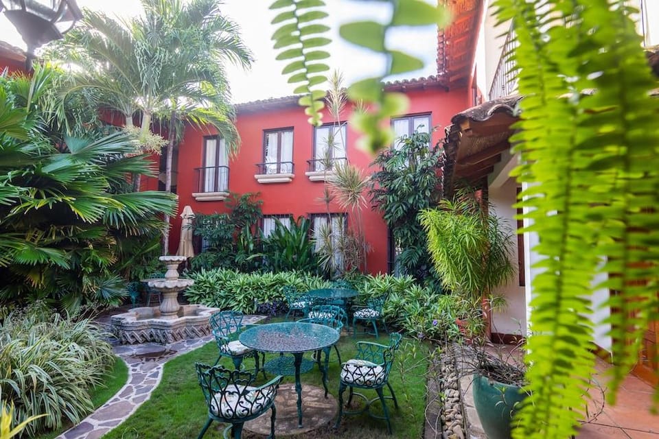Estrada Hotel & Bistro Hotel in Granada