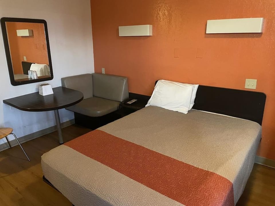 Rest Inn Hotel in Montgomery