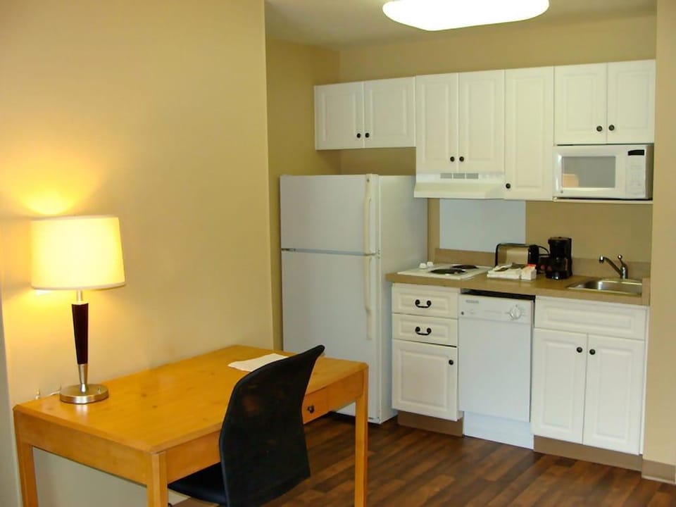 Extended Stay America Suites - Washington, DC - Fairfax Hotel in Chantilly