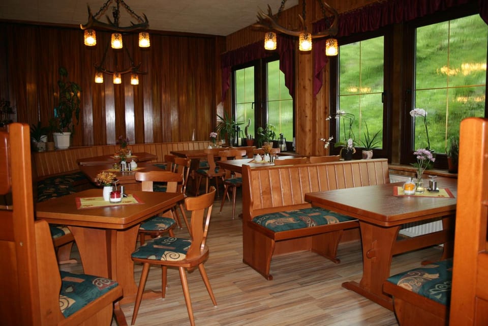 Gasthaus&Pension "Grunes Herz" Inn in Thuringia, Germany