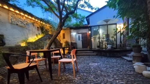 Suzhou Houlishenghuo Guesthouse Hotel in Suzhou