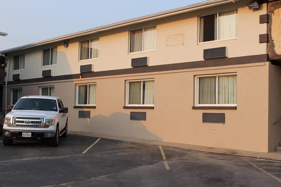 Wyatt Earp Hotel Hotel in Dodge City