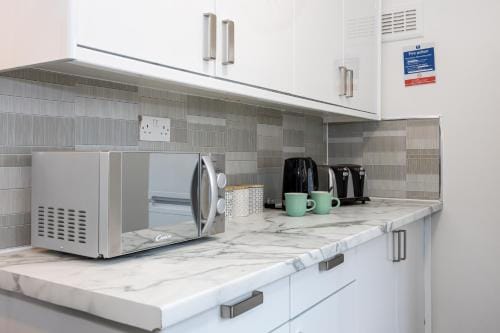 M6 Guest House Hotel in Salford