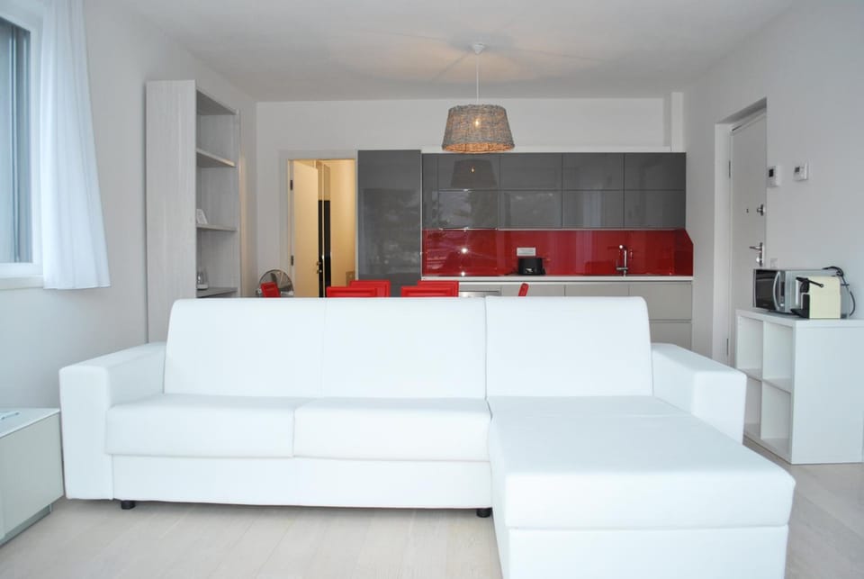 Baia Blu - Luxury Apartments with Pool Hotel in Province of Lecco