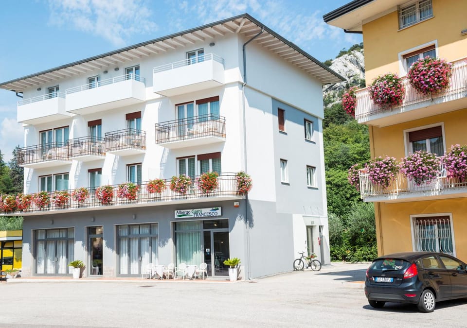 Albergo Garni Francesco Hotel in Nago–Torbole