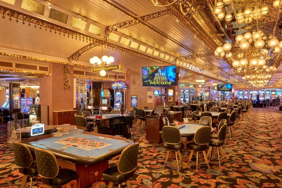 Four Queens Hotel & Casino Resort in Las Vegas