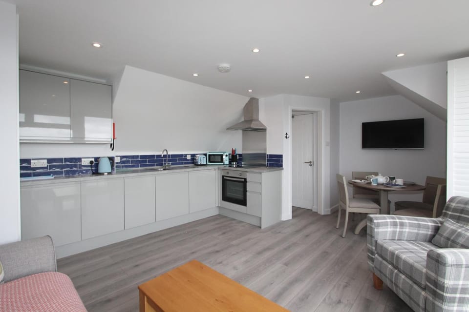 Mawgan Porth Apartments Hotel in England