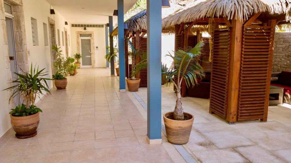 Residence Hoteliere Hurlevent Hotel in Leeward Islands