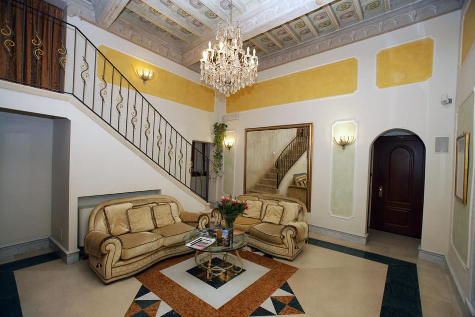 Shared lounge/TV area