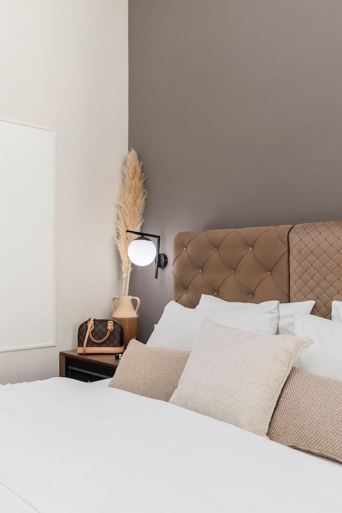 Black Onyx Comfort Suites Hotel in Thessaloniki