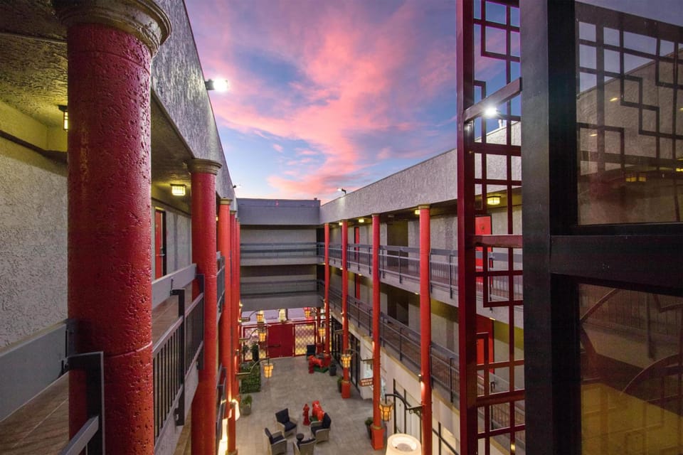 Aiden Los Angeles Downtown Dragon Gate Inn Hotel in Echo Park