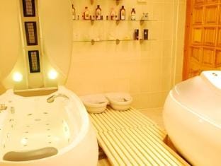 Ecoland Hotel Hotel in Tallinn