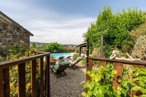 Domaine de Chanteperdrix Hotel in Provence-Alpes-Côte d'Azur